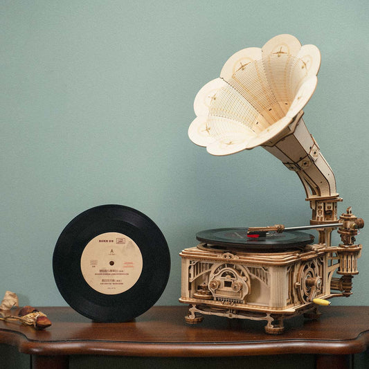 Klassisches Grammophon (manuell oder elektrisch) - 3D Holzpuzzle